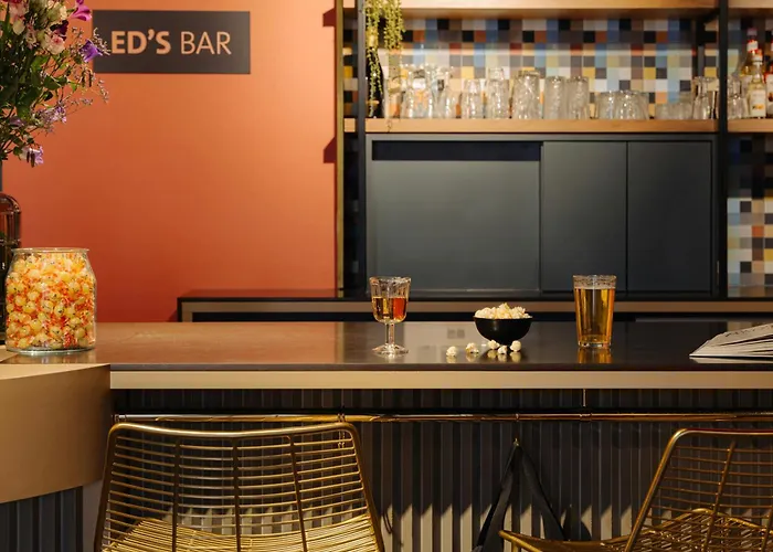 Leonardo Leidse Square 3* 암스테르담