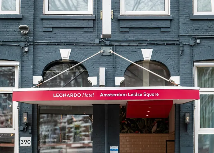 Leonardo Leidse Square מלון