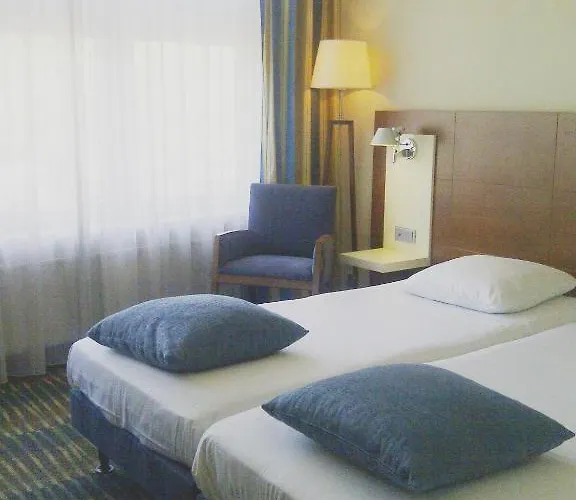 Leonardo Leidse Square אמסטרדם