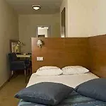 Leonardo Leidse Square Hotel