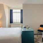 Leonardo Leidse Square 3*