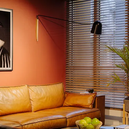 Leonardo Leidse Square ホテル 3*