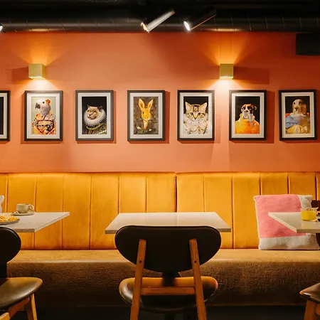 Leonardo Leidse Square 3* Amszterdam