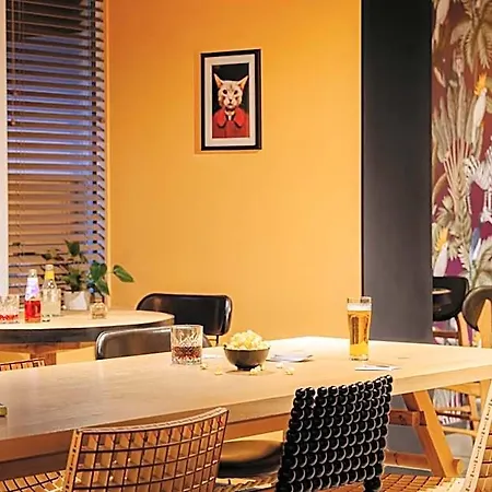 Leonardo Leidse Square Hotell