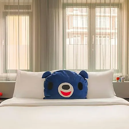 Hotell Leonardo Leidse Square 4*