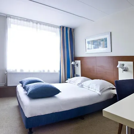 Leonardo Leidse Square ホテル 3*