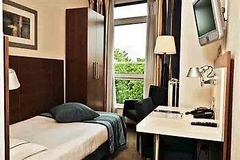 Leonardo Leidse Square Ámsterdam