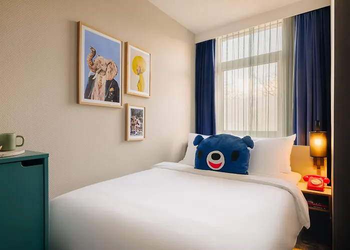 Leonardo Leidse Square Hotel